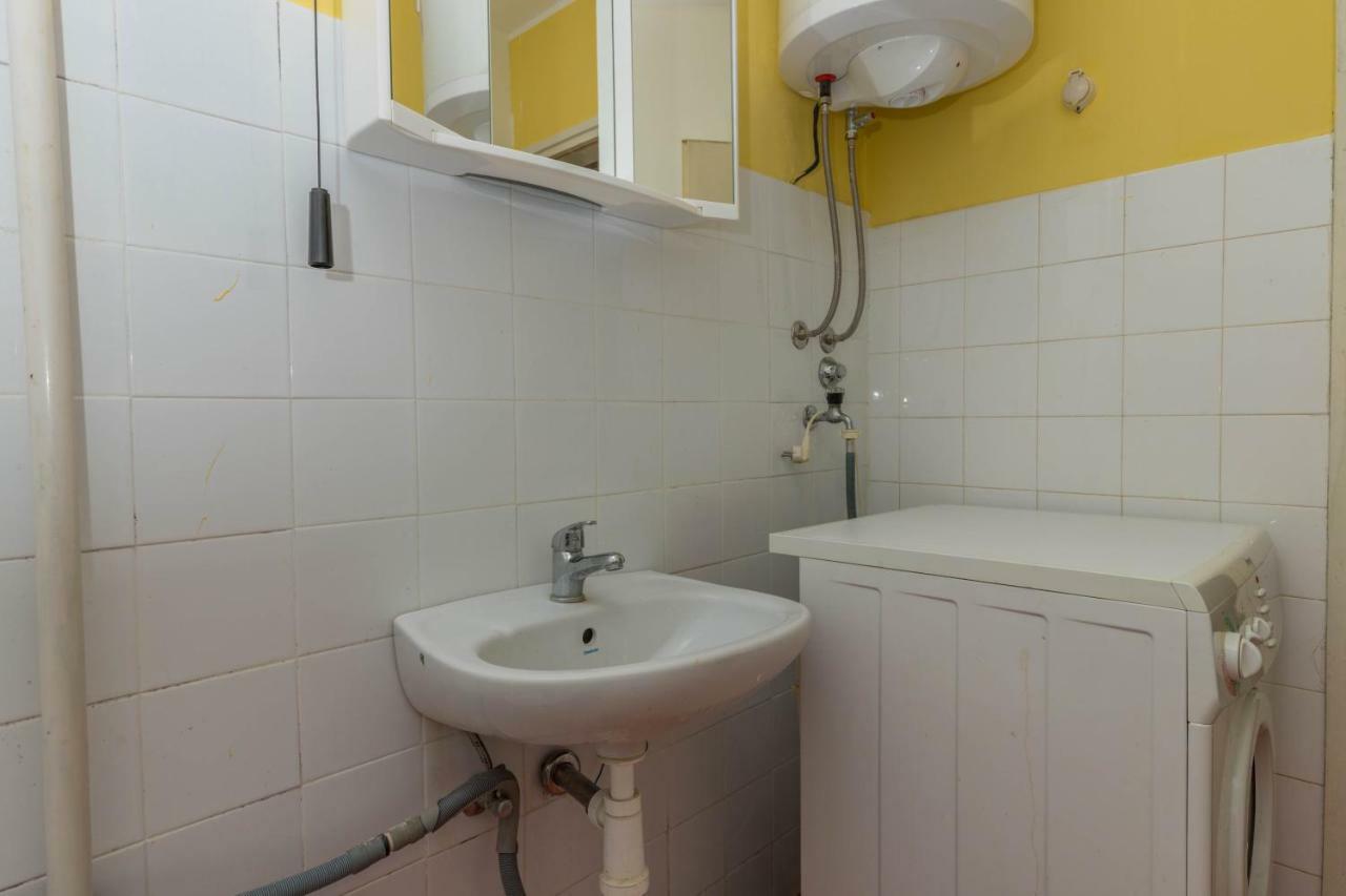Apartment Center 茨里克韦尼察 外观 照片